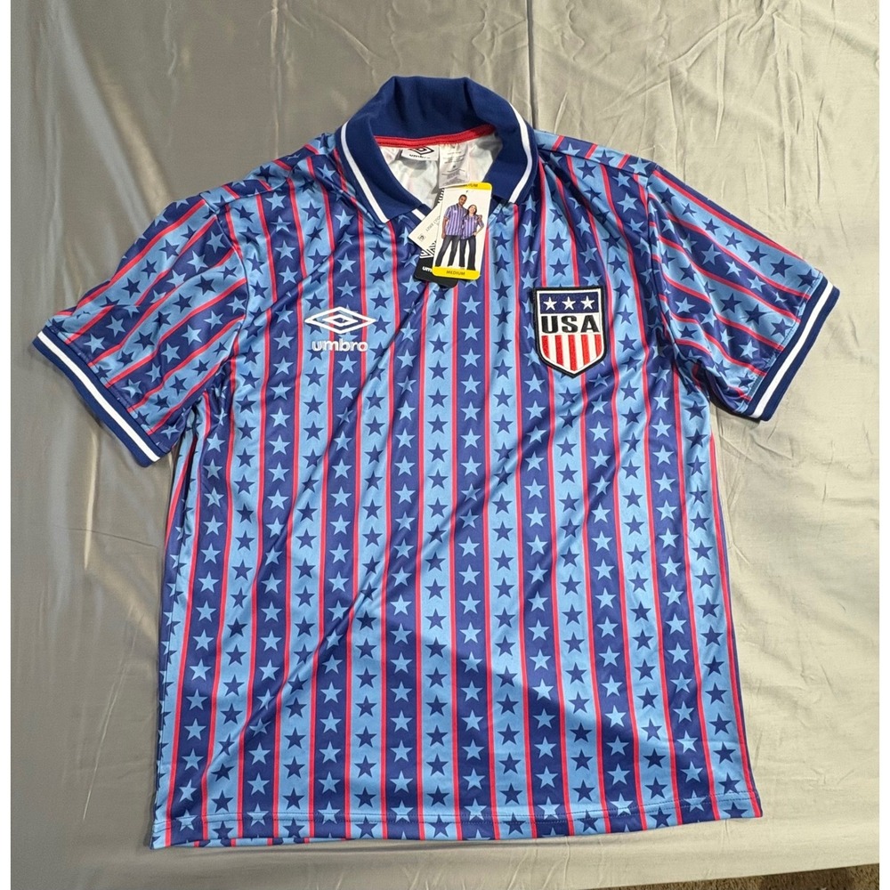 Umbro USA Soccer Jersey Mens Medium Blue Red Stars Stripes UMBR02QAUYSCP24 NWT